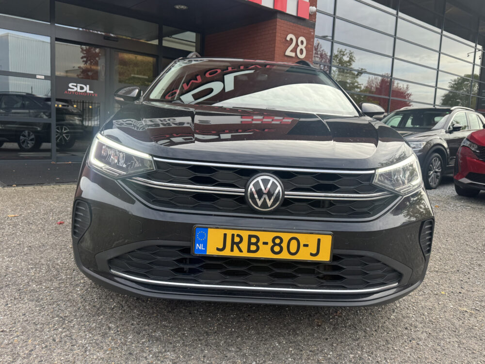 57724579-volkswagen-taigo-2023