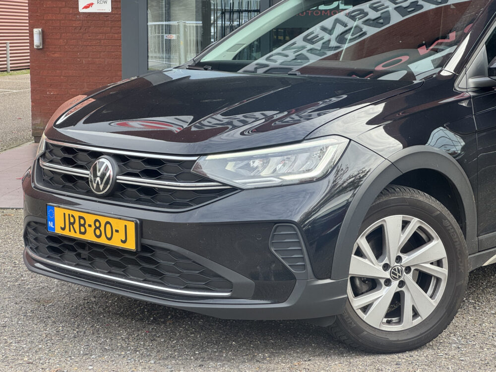 57724579-volkswagen-taigo-2023