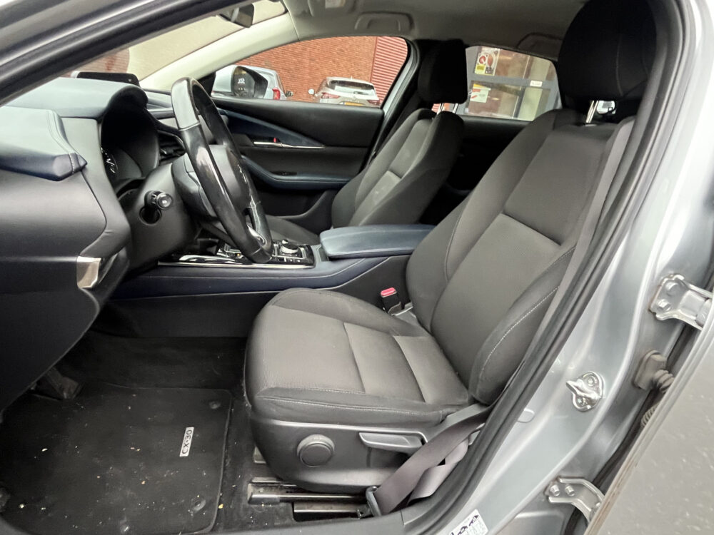 57732968-mazda-cx-30-2020