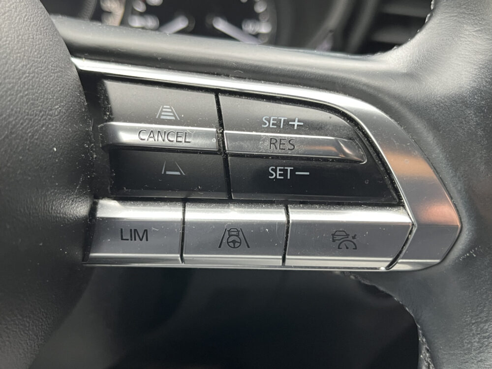 57732968-mazda-cx-30-2020