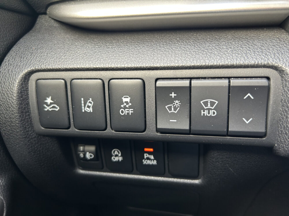 57814034-mitsubishi-eclipse-cross-2019