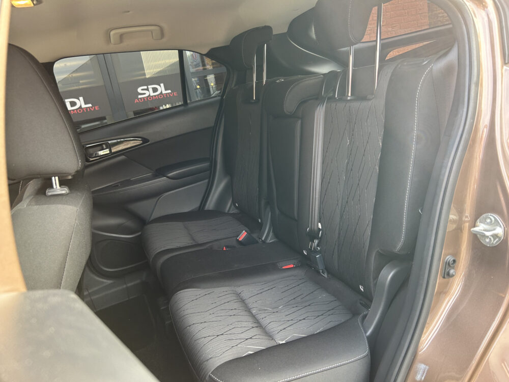 57814034-mitsubishi-eclipse-cross-2019