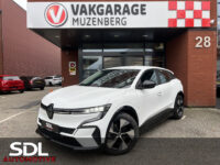 57855657-renault-megane-2023