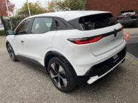 57855657-renault-megane-2023
