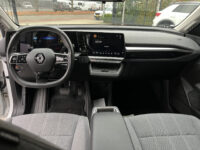 57855657-renault-megane-2023