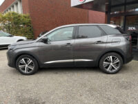 57855920-peugeot-3008-2022