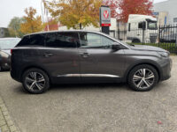 57855920-peugeot-3008-2022