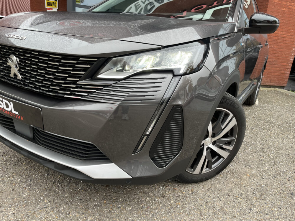 57855920-peugeot-3008-2022