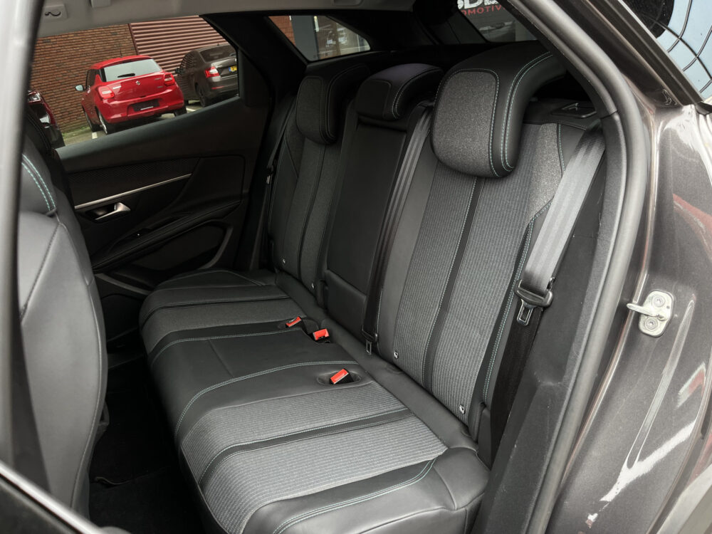 57855920-peugeot-3008-2022