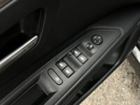 57855920-peugeot-3008-2022