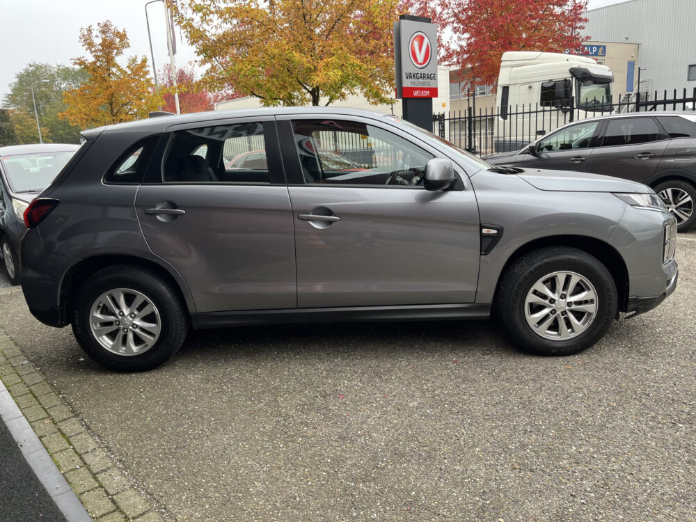 57856217-mitsubishi-asx-2019