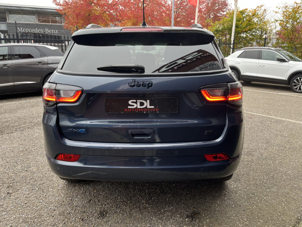57856505-jeep-compass-2022