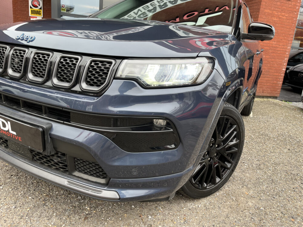 57856505-jeep-compass-2022