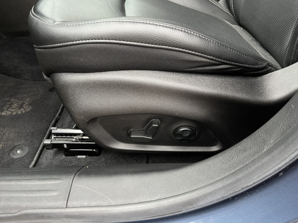57856505-jeep-compass-2022