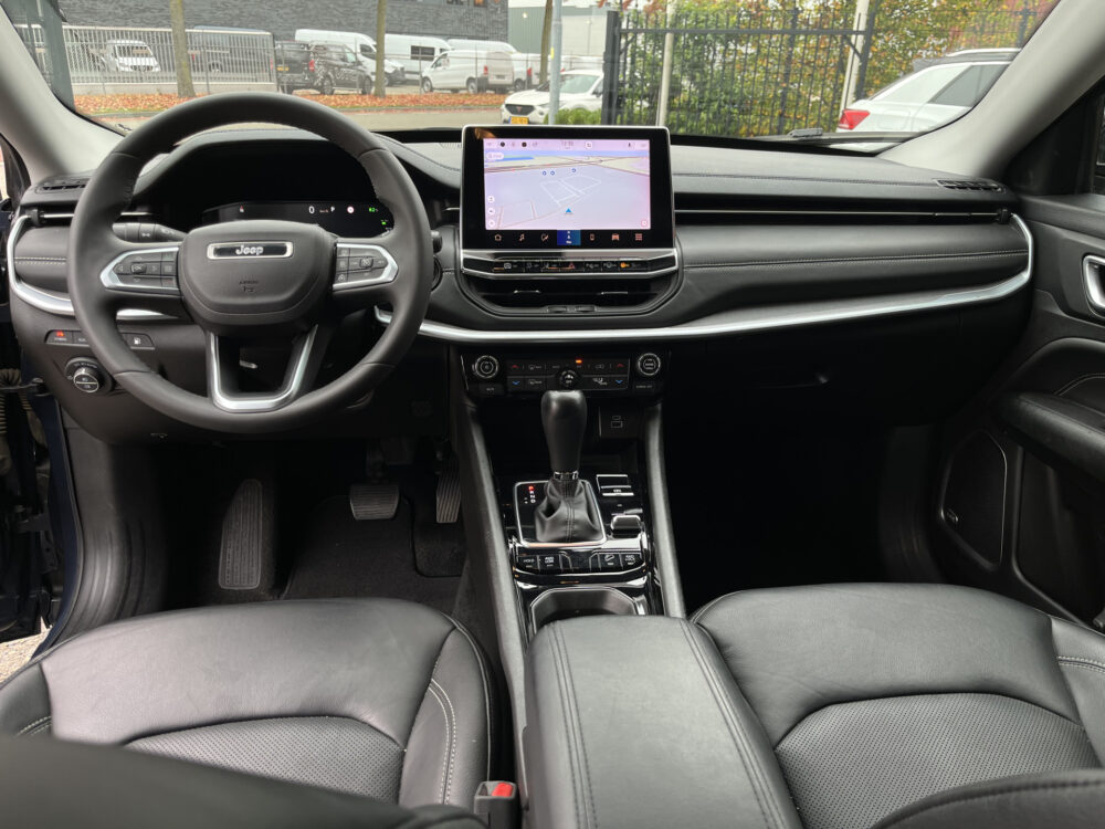 57856505-jeep-compass-2022