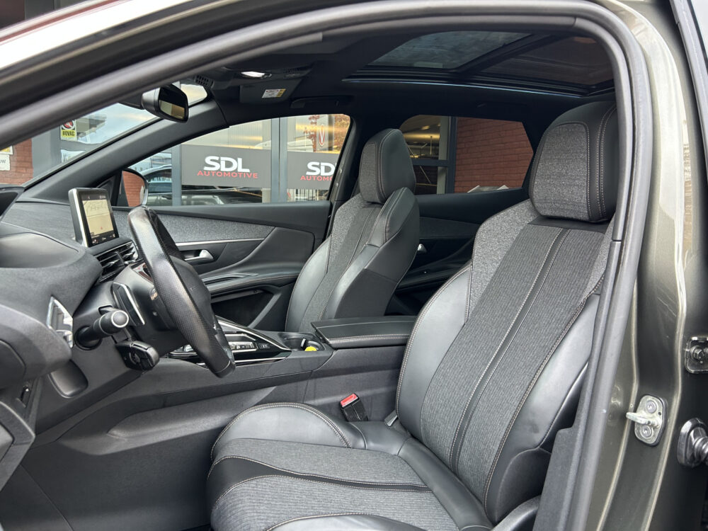 57856583-peugeot-3008-2016
